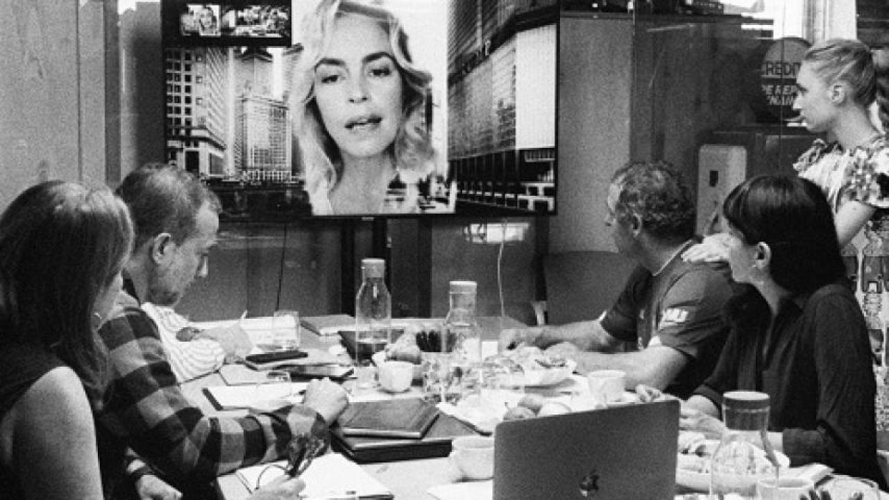 مشاهدة فيلم Do Not Expect Too Much from the End of the World 2023 مترجم ايجي بست