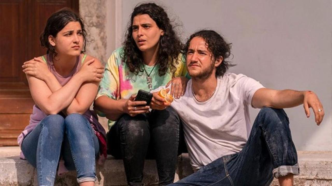 مشاهدة فيلم The Swimmers 2022 مترجم ايجي بست